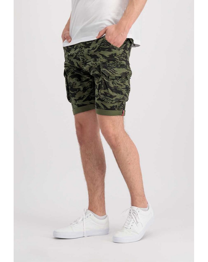 Kraťasy CREW SHORT CAMO Alpha Industries, barva Brushstroke green