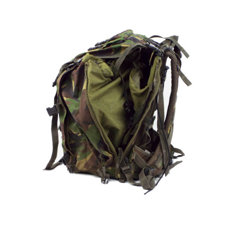 Britský batoh CARRIER RADIO SET DUAL DPM Woodland 30 LITRŮ