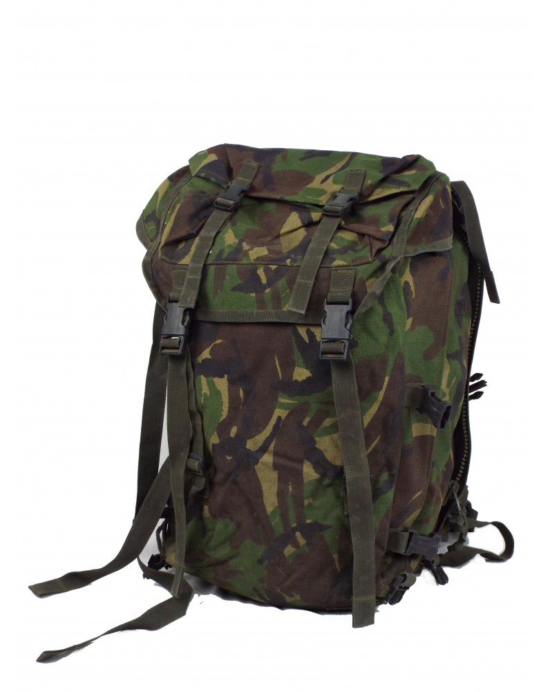 Britský batoh CARRIER RADIO SET DUAL, 30 litrů, DPM Woodland, použitý Britský batoh CARRIER RADIO SET DUAL, 30 litrů, DPM Woodland, použitý