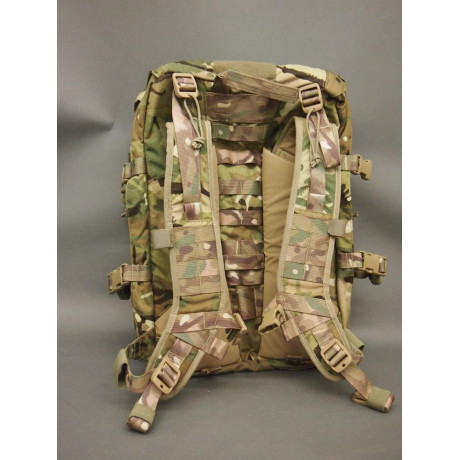 Originál britský batoh COMMANDERS DAYPACK 45 litrů, potisk MTP MULTICAM