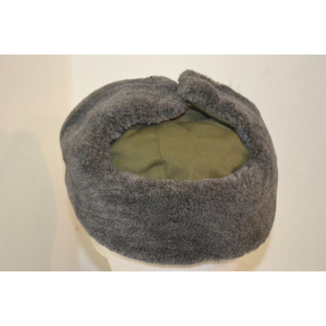 Ušanka ČSLA originál s odznakem