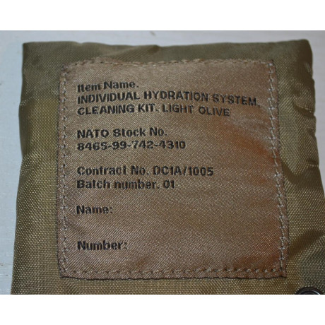 Čištění na hydratační vak, používaný britskou armádou, originál, nový