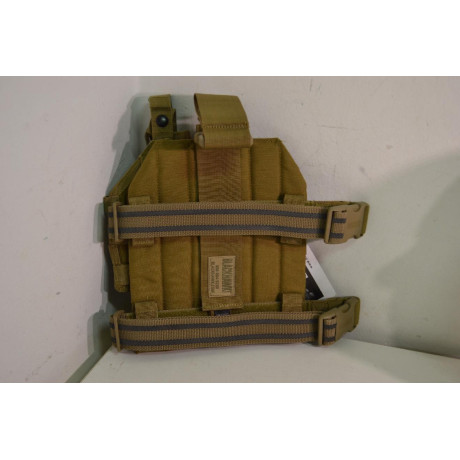 Pouzdro na pistoli BLACKHAWK® včetně stehenní platformy molle