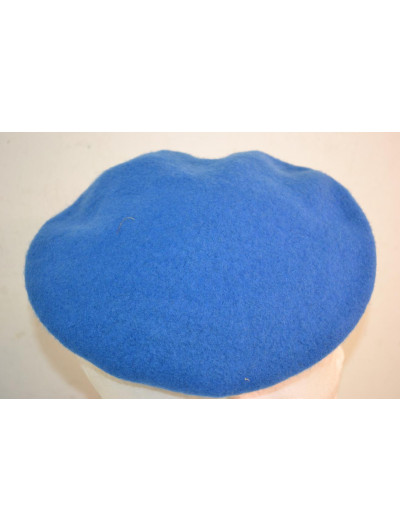 Orig. britský vojenský baret určený pro mise OSN, světle modrý, nový