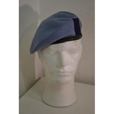 Originál britský vojenský baret pro  příslušníky armádních leteckých sborů AR