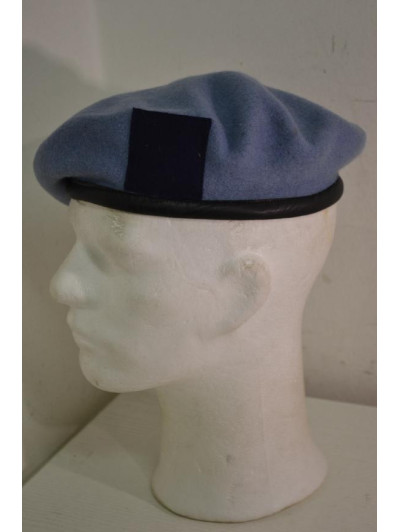 Originál britský vojenský baret pro  příslušníky armádních leteckých sborů ARMY AIR CORPS, nový