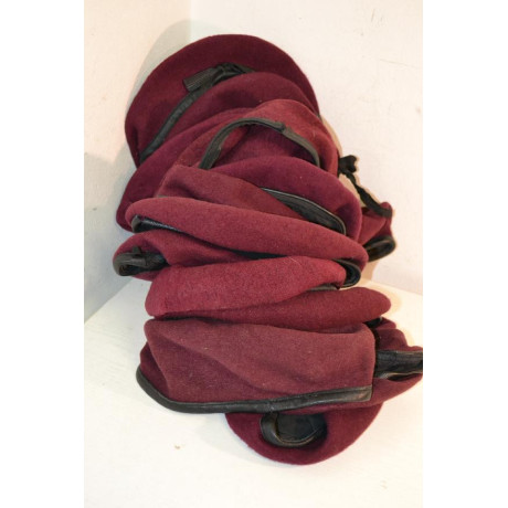 Originál britský vojenský baret pro  výsadkáře - PARACHUTE REGIMENT, použitý