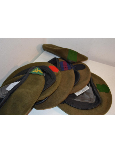 Originál britský vojenský polní baret khaki barvy, nový