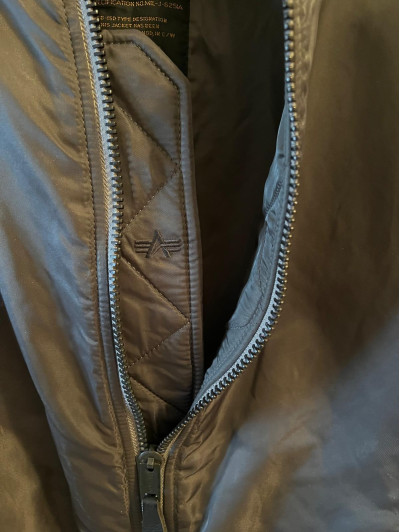 Bunda Alpha Industries MA-1 NO.MIL-J-625:A
