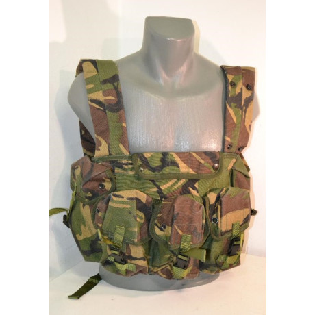 Originál britský bandalír na zásobníky a munici CHEST-RIG v potisku DPM, nový