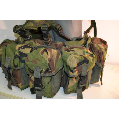 Britská taktická bojová souprava pro výsadkáře - Airborne webbing v potisku DPM