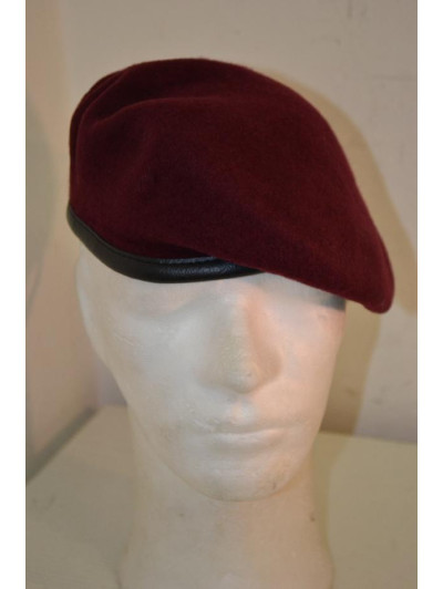 Francouzský vojenský červený baret pro výsadkáře, originál