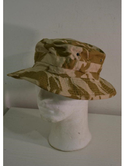 British HAT with DPM DESERT print, authentic, new