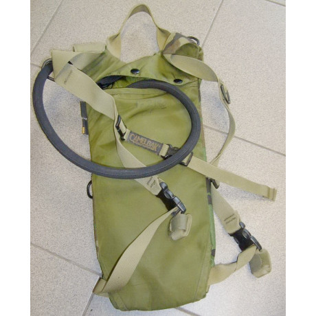 US Army Woodland Camelbag 100oz 3L