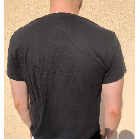 Triko Úderného praporu 21. pražské střelecké divize